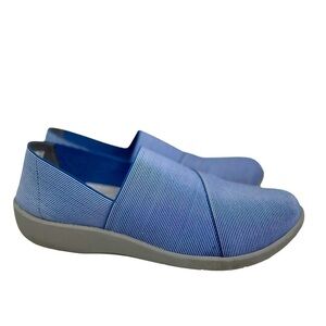 Clarks Cloudsteppers Women’s Striped Casual Shoes